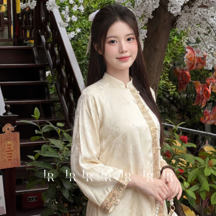 Pháp Phục Nhật Nguyệt Bạch Kim